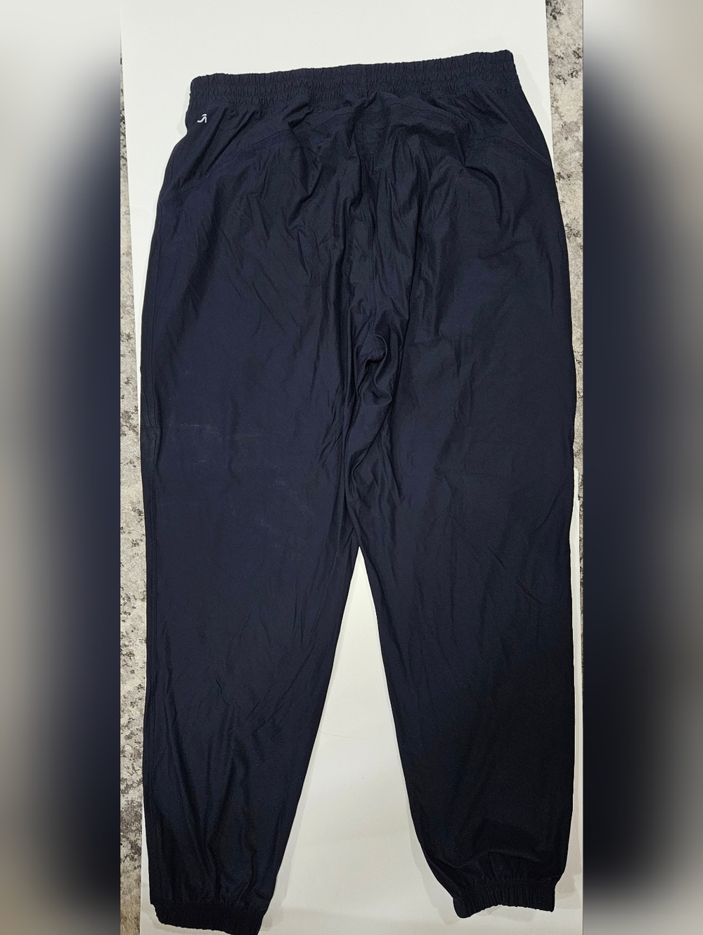 GAP Fit Men's Lightweight Stretch Quick Dry Pull, L - Picture 4 of 7